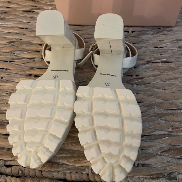 Glaze Strappy Platform Heels - Picture 5 of 7